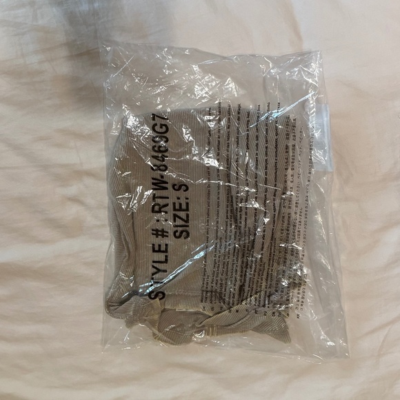 Zenana Brown Acid Washed Ribbed Sleeveless Top - Picture 5 of 5